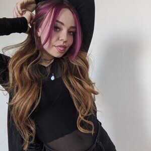 Meet your Posher, Abby